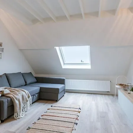 Huswell - Bright Duplex Close To The Sea Apartment *